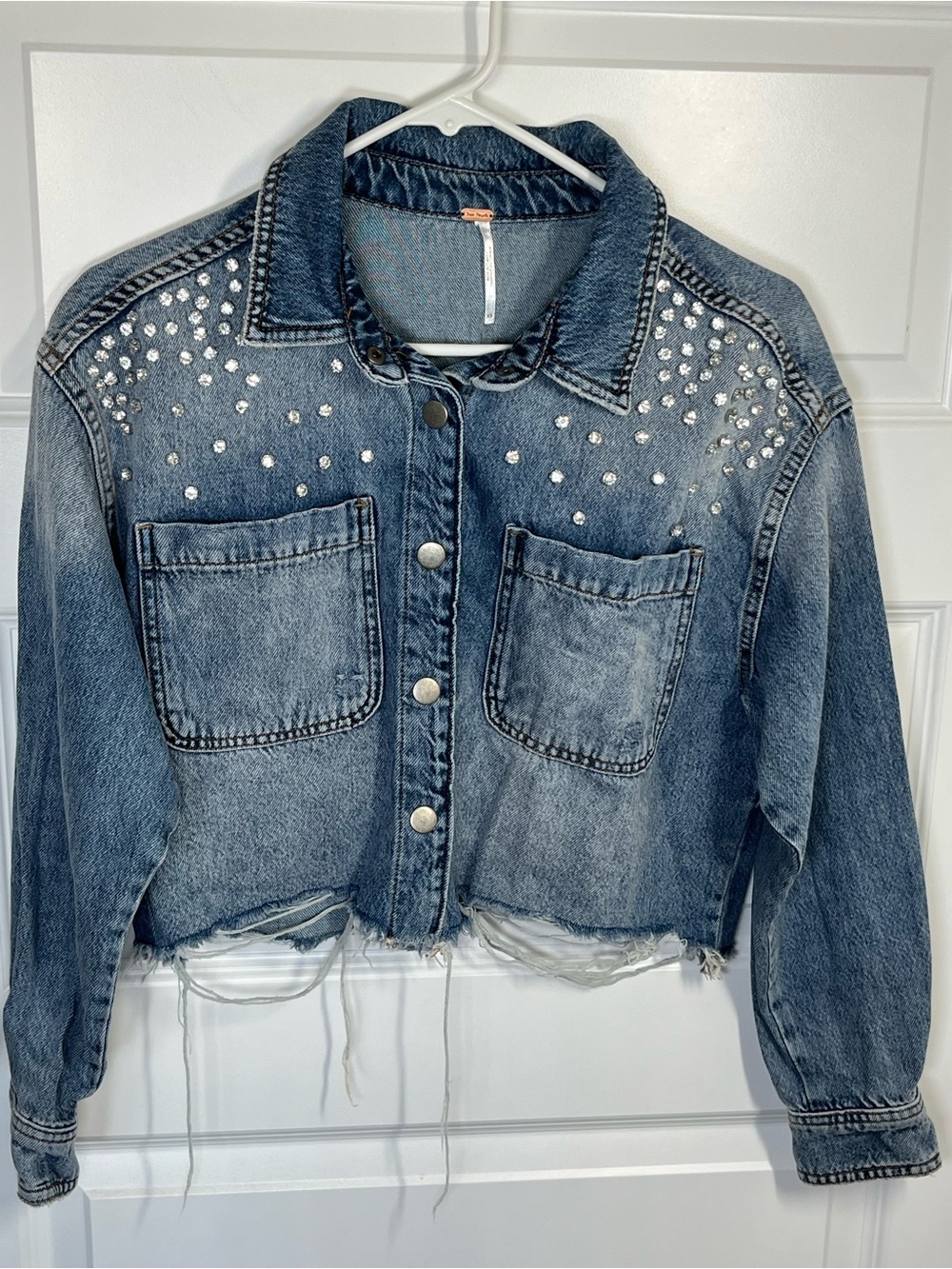 Free People Karolina Rhinestone Cropped Denim Jacket XS Raw Hem
